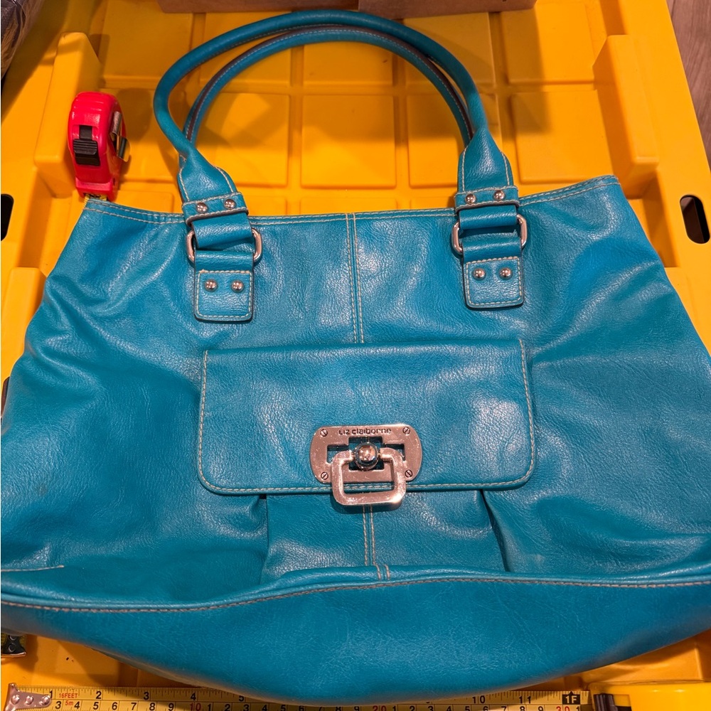 LIZ CLAIBORNE Leather Tote Bag